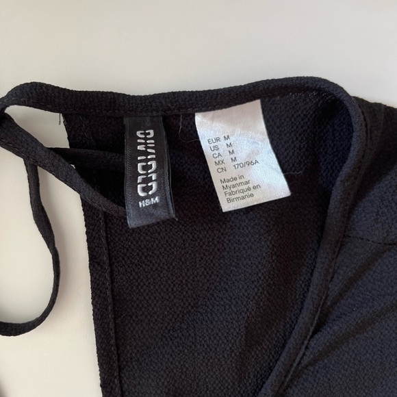 H&M Short Puff Sleeve Black Dress - Picture 8 of 9